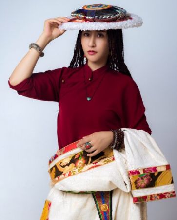 阿佳娜姆